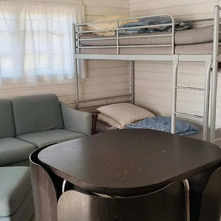 亚姆斯塔加登露营地酒店