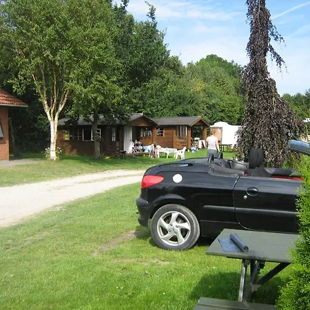 Hjemstavnsgardens & Parque de Campismo Glamsbjerg